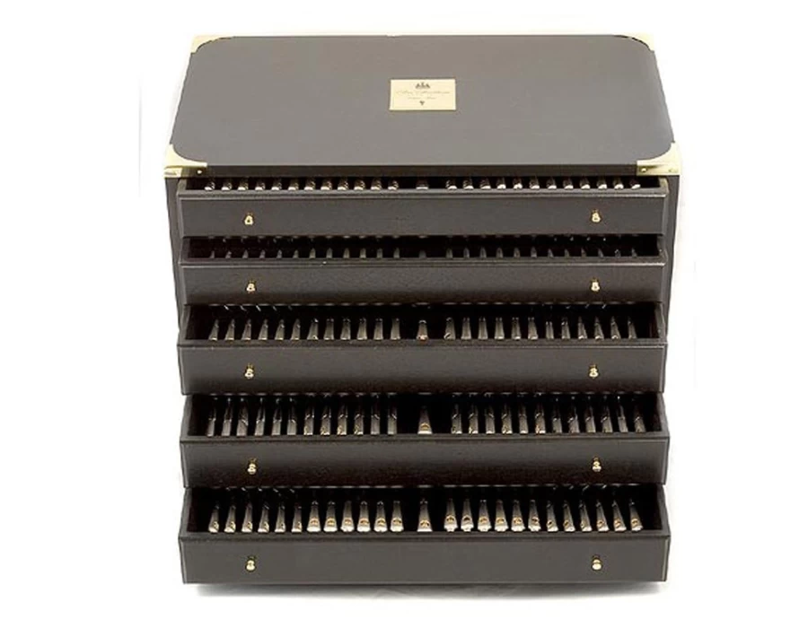 Arthur Price Luxury Gold-Plated 85-Piece Empire Flame Chess Set - Elegant Boxed Collector's Edition